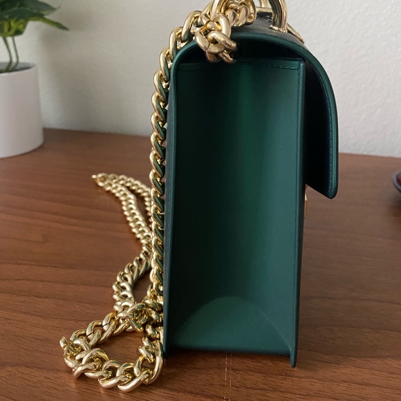 Gold & Green Purse - Picture 4 of 10